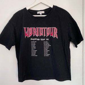 Vintage Black 'World Tour' Cropped T-Shirt